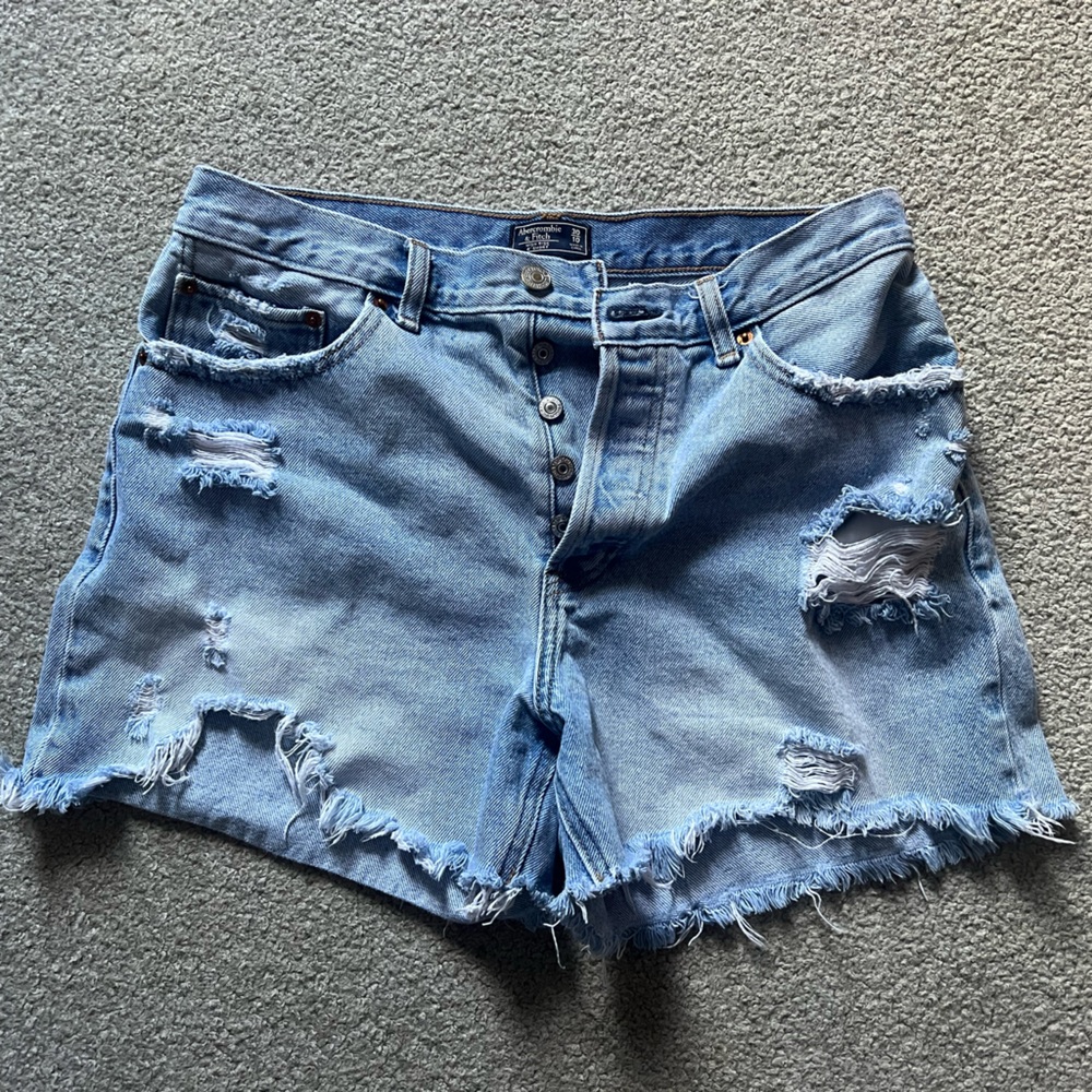 Abercrombie and Fitch High Rise 4” Short